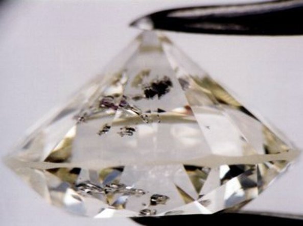 valutazione-diamanti-pietre-preziose-perizia-gemologica-torino